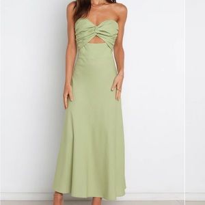 Petal and pup strapless dress.